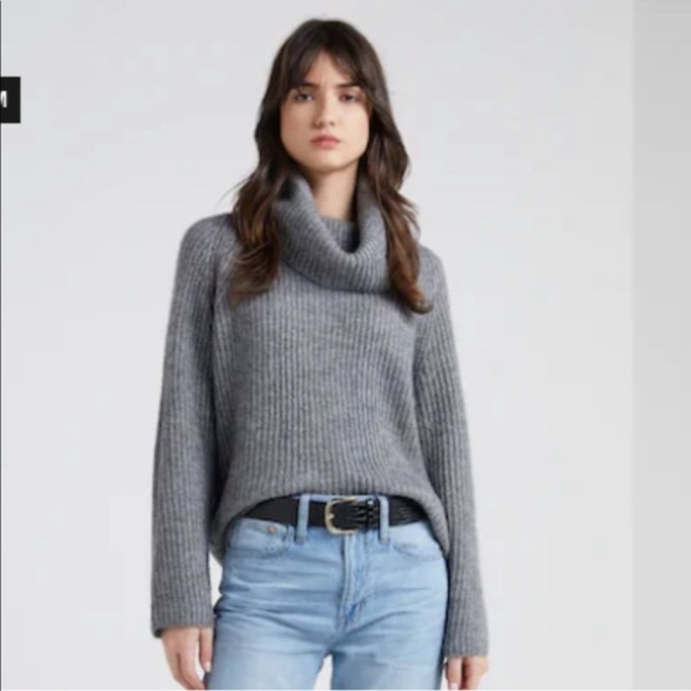 Point Sûr Gray Mohair Ribbed Turtleneck Sweater